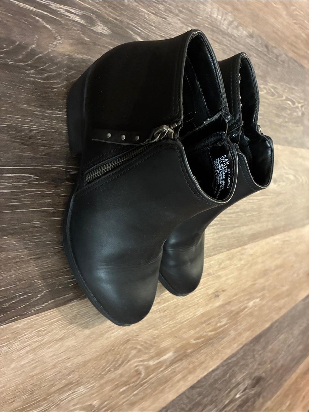 Arizona Jean Company Women's Black Ankle Booties - Picture 2 of 5